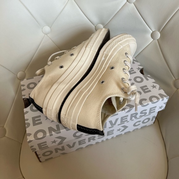 CDG Single Heart White Low Converse - Picture 3 of 9